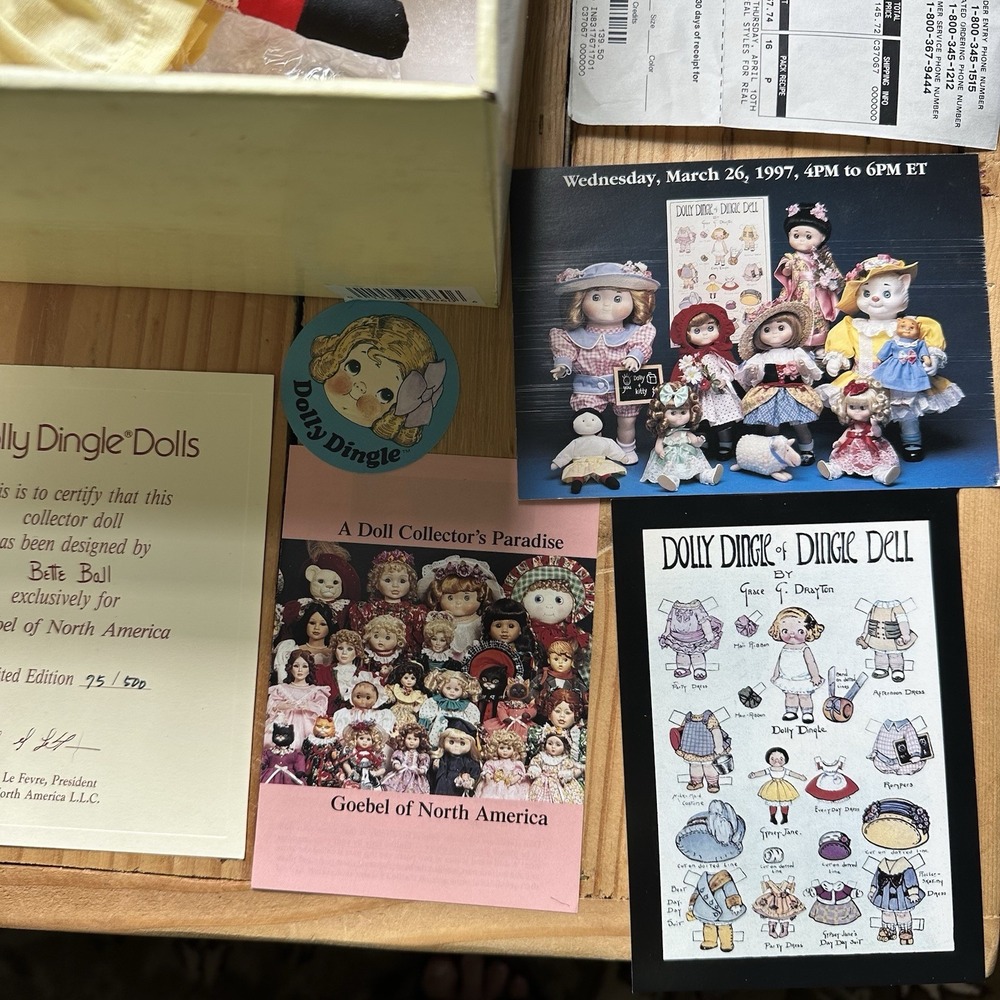 VTG 1993 Goebel DOLLY DINGLE Musical Doll Porcelain Limited Edition With Box - Picture 7 of 16